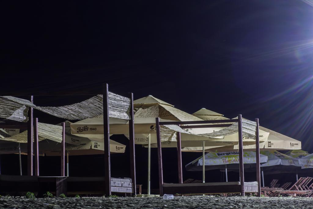 Hotel Albatros à Calarasi  Extérieur photo